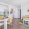 Apartmani D & J with Heated Pool & Stunning Sea View