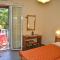 Holiday Studio Apartments yannis on the beach of Agios Gordios in Corfu