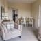 Coquet View Apartment
