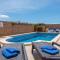 Villayana Holiday Home