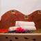 Paradise Hotel Boutique & Lounge