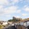 The Towers - Castell