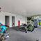 One Bedroom Apartment - Pool, Gym & Tennis Courts!