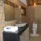 Blue Monkey Retreat Areguling Lombok