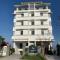 Summering Hotel