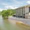 Pigeon River Inn