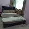 Purple TownHouse 3R2B Wifi