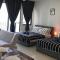 CozyStudio Trefoil Setia Alam - 莎阿南