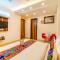 FabHotel Kiara- 400 meters from Medanta hospital