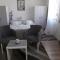 Studio Apartments Kuljiš