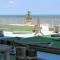 Beach Daze Oceanfront Great Location - Myrtle Beach