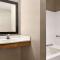 Super 8 by Wyndham Akron S/Green/Uniontown OH