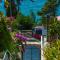 Villa Carmen Rooms & Apartments
