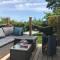 Shepherds Hut with Hot Tub - 利明顿