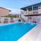 Seaside apartments with a swimming pool Jelsa, Hvar - 2067