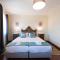 LovelyStay - Heritage Collection House with 4Bedrooms