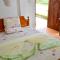 splendid lake view safari lodge - 达瓦拉维