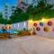 Twin Apart Hotel