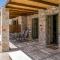 Petras Gi - Stone Houses