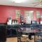 Econo Lodge Pine Bluff