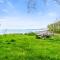 Rustic Rockport Cottage