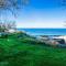 Rustic Rockport Cottage