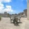 Modern & Fully Furnished Apartments in the Heart of the City