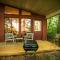 Nolichuckey Bluffs Bed & Breakfast Cabins - Greeneville