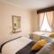 Park Lane Apartments/Shaw House