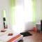 Bild coLodging Mannheim - private rooms & kitchen