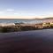 Kaka Point Views Apartment 1
