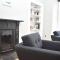 High Street - modern Scandi design apartment in the heart of the old town!