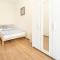 YELLOW INN - SIMPLE ROOMS -- OLMA Messen & Autobahn 1 Min, HSG 6 Min, Spital 7min, günstige Parkplätze
