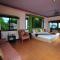 Koh Ngai Cliff Beach Resort