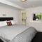 Relaxed 3BR Hideaway - Outdoor Living & Pets - Christchurch Holiday Homes