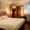 Comfort Hotel Aeroport Lyon St Exupery photo 8