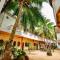 International Beach Hotel & Restaurant - Hikkaduwa