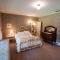 McCloud Hotel