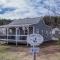 Family Ties Vacation Home - Greenham House - Twillingate