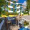 Iris Apartments