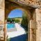 Foto: Almyrida Sands luxury stone villa 9/73