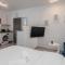 Luxury Studios & Rooms Seven