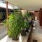 CROWN CBD Hotel - Oil Friendly Price