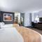 Quality Inn & Suites - ماكوك