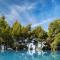 Amantes Villas and Suites