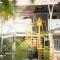 Madre Selva Hostel - Puerto Viejo