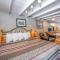 Stonebrook Resort - Adult Only