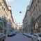 Independence Square · Khreschatyk. View on Independence Sq. fountains - 基辅