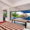 Moonage Daydream Villas