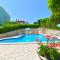 Pool Apartments 624